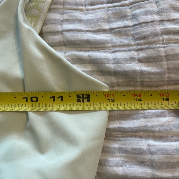 Nike Pro Women's Dri FIT crop Top Tank Bra Lime Green yellow XS - Picture 11 of 12